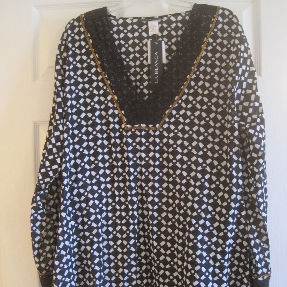 LA BLANCA BLACK AND WHITE COVERUP XL NWT $108.00